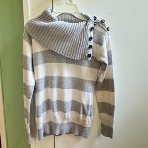 Banana Republic Grey & White Striped Sweater - Size XS Petite